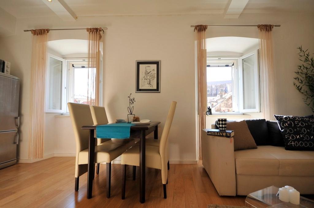 Apartment Flower ดูบรอฟนิก ภายนอก รูปภาพ