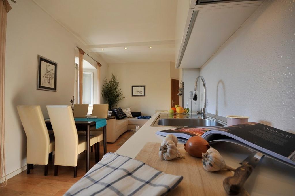 Apartment Flower ดูบรอฟนิก ภายนอก รูปภาพ